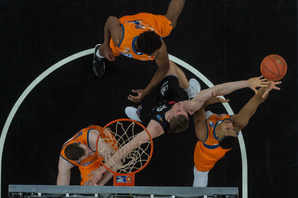 间上的腾挪 间上的腾挪