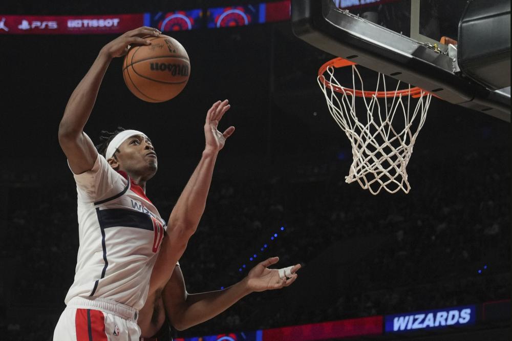 刻展现出冷 刻展现出冷