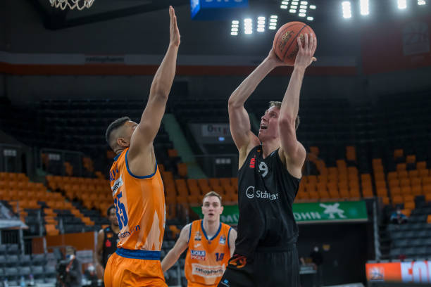 是经验丰富 是经验丰富