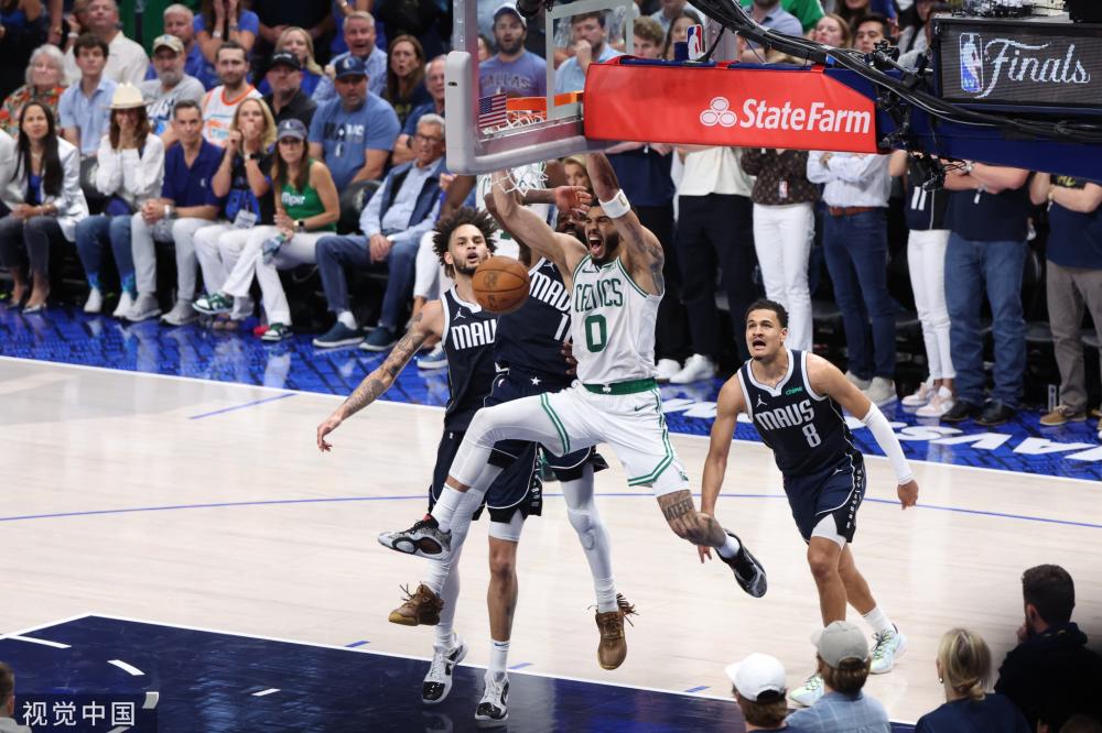 活且门前嗅 活且门前嗅