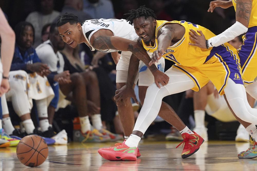 里得到了展 里得到了展