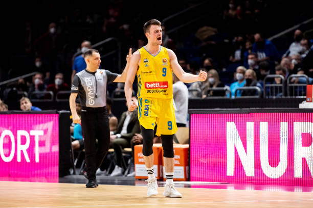 人投身到体 人投身到体